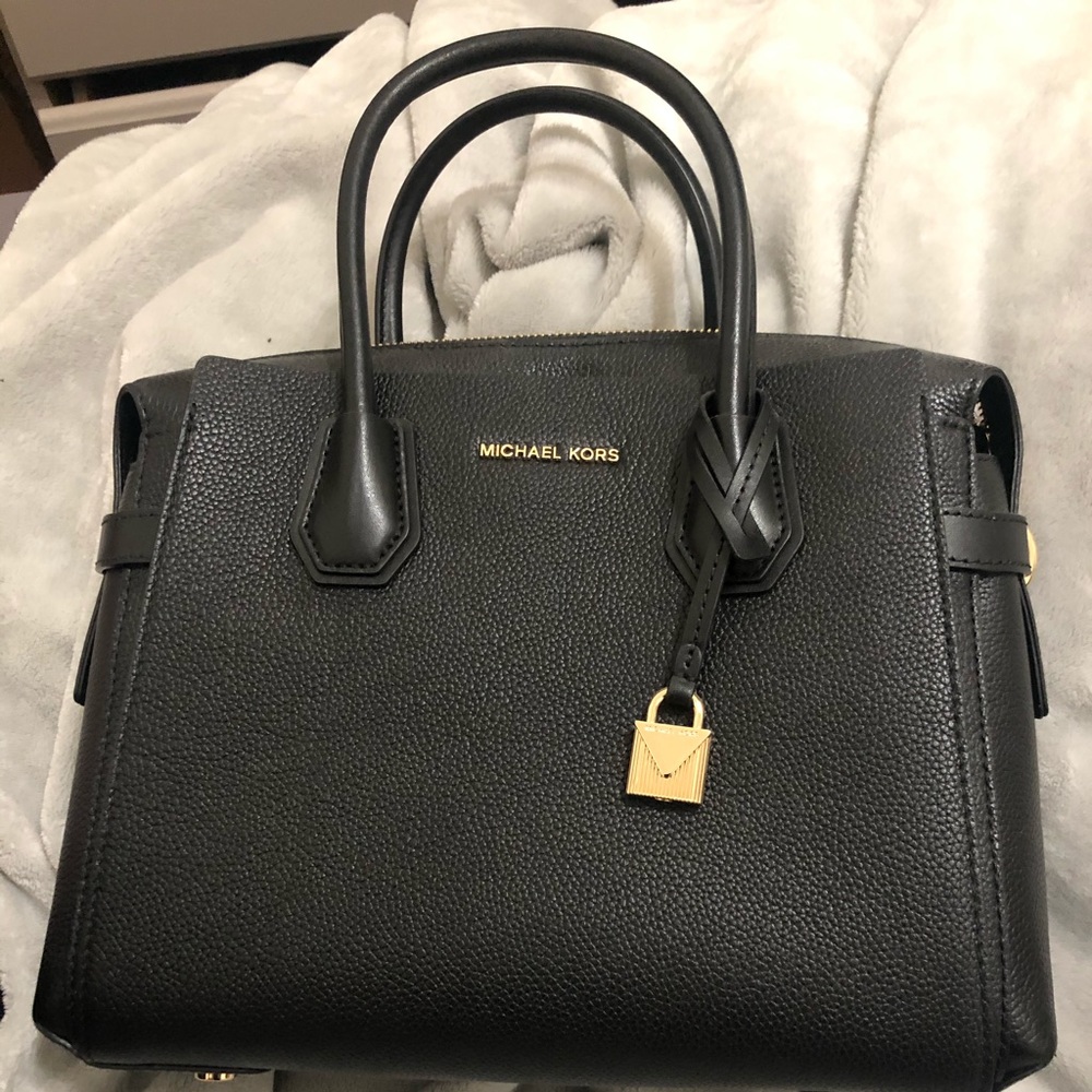 Used once Michael Kors Satchel!